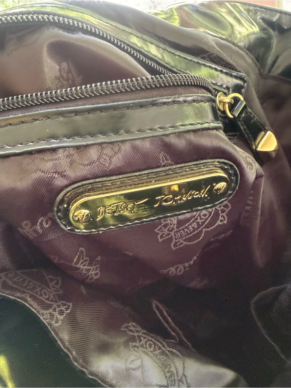 Vintage Y2K Indie Sleaze Betsey Johnson Betseyville Bulldog Tote with Charms - Picture 10 of 16